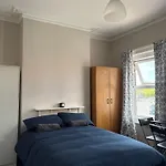 Superb Triple Room Near Croke Park - 2