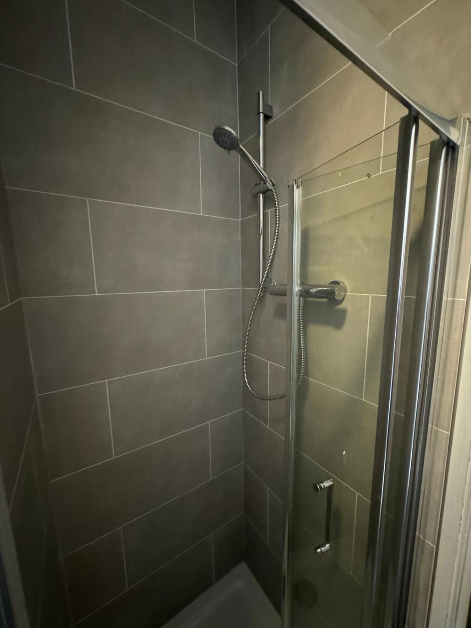 Superb Triple Near Croke Park - 2 Guest house