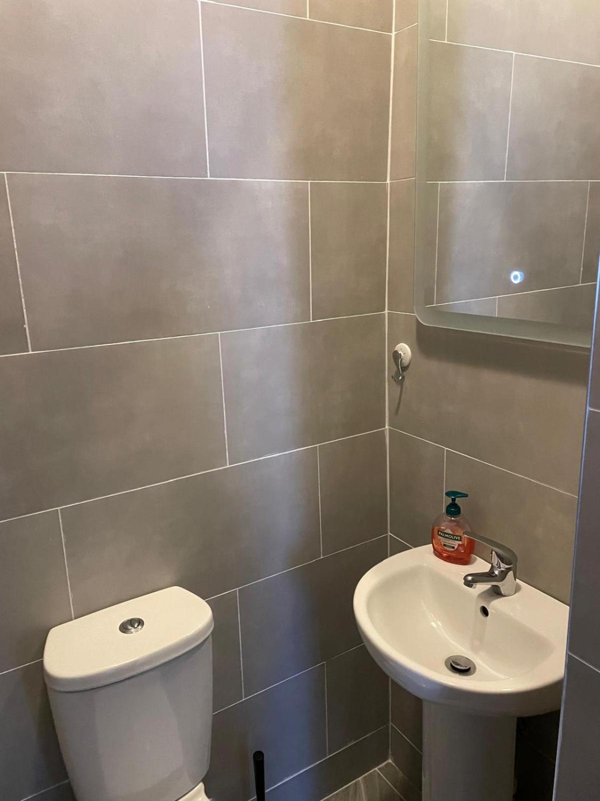 Superb Triple Near Croke Park - 2 Guest house