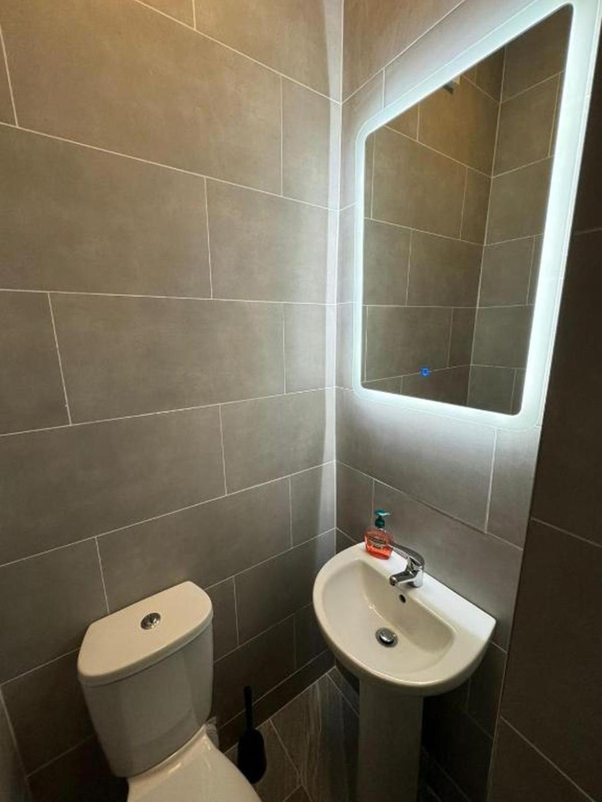 Superb Triple Near Croke Park - 2 Guest house