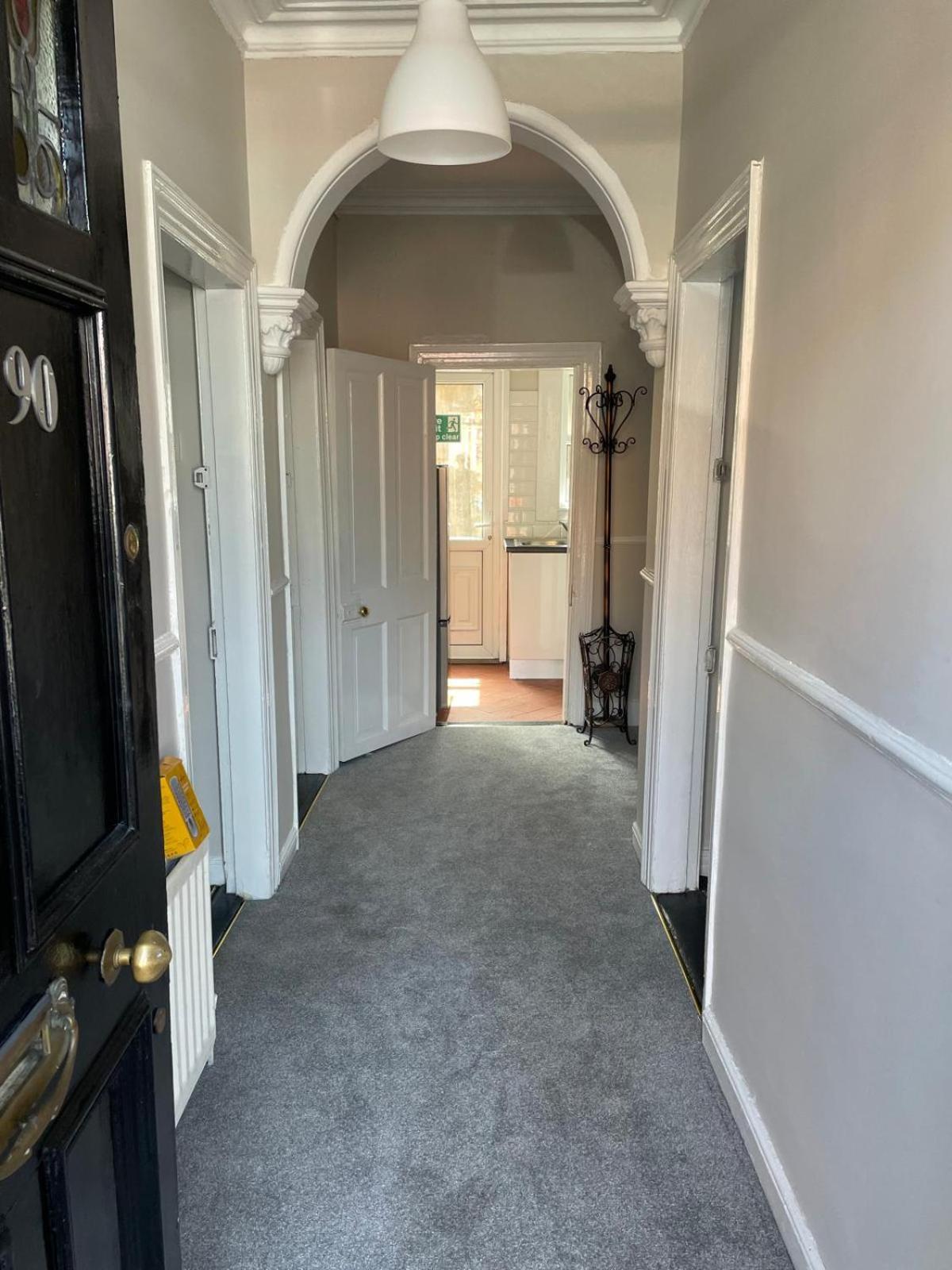 Superb Triple Near Croke Park - 2 Guest house Dublin