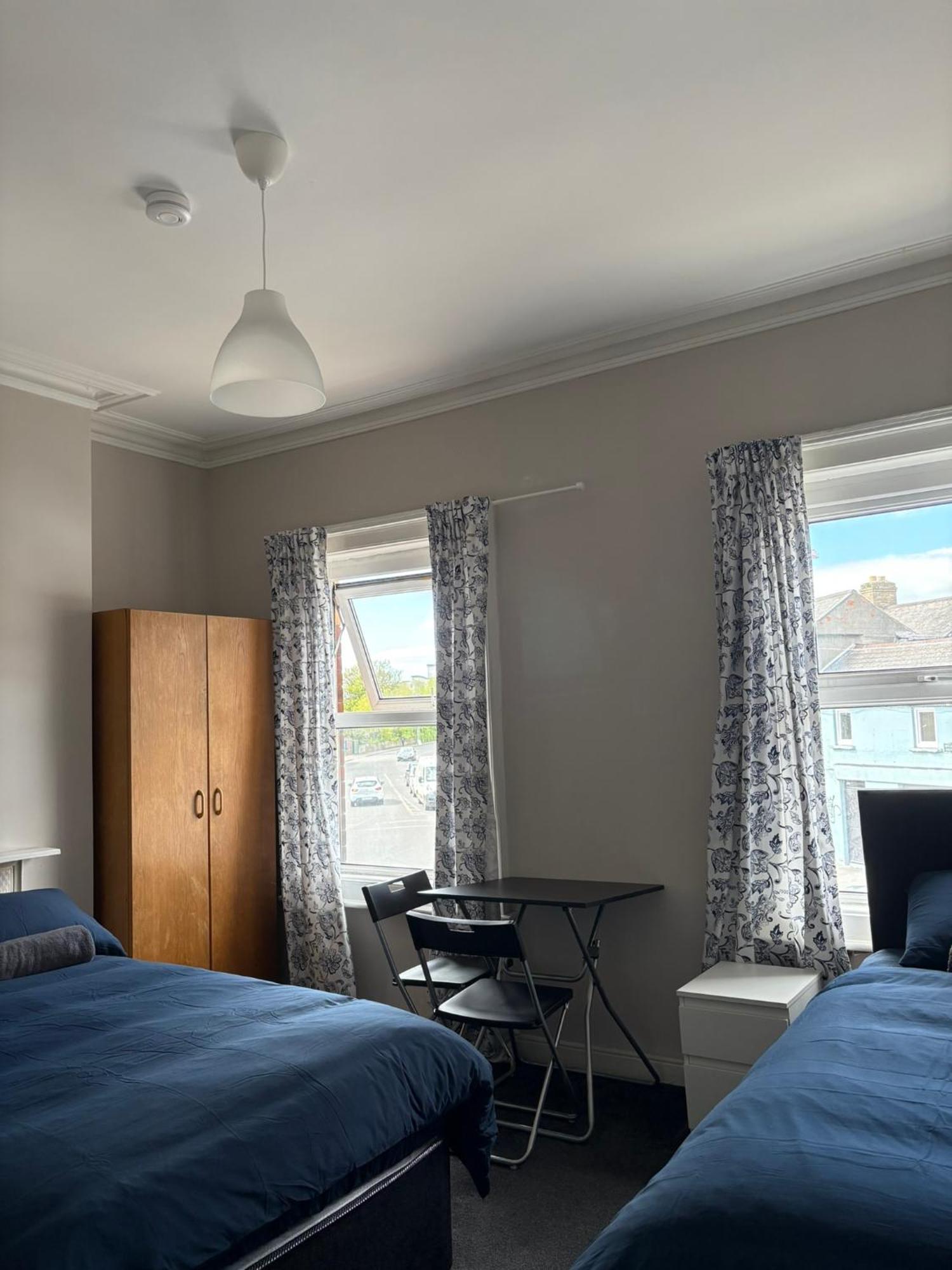 Superb Triple Near Croke Park - 2 * Dublin